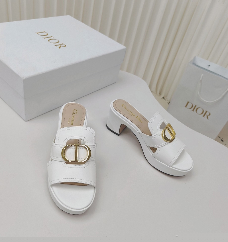 ch**an D*or slippers